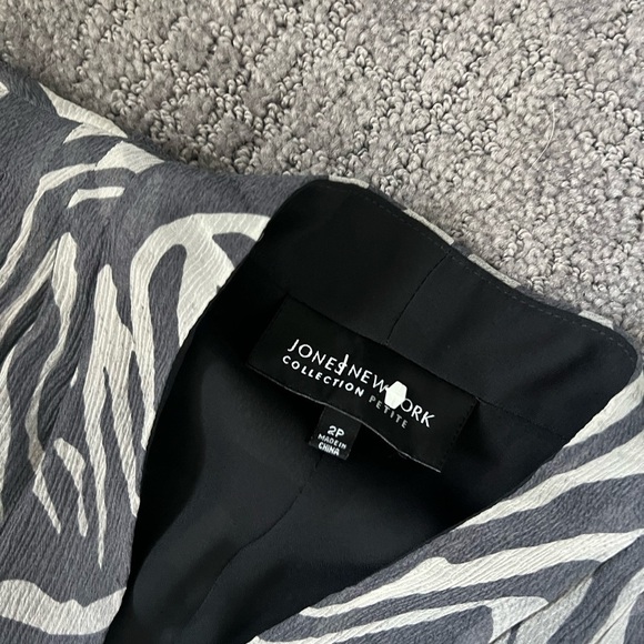 Jones New York Faux Wrap Silk MIDI Dress - Picture 3 of 6